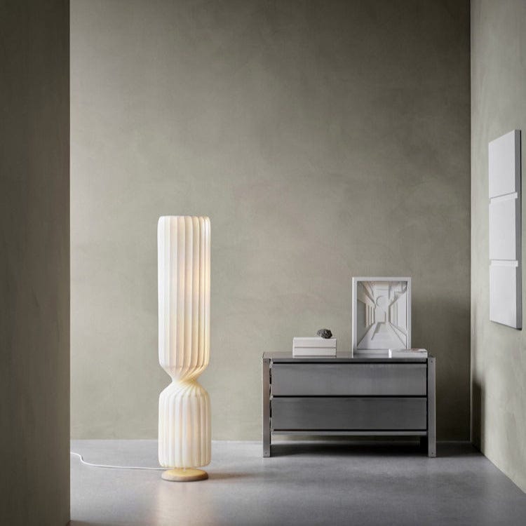 Alonia Une | Silk Floor Lamp - Home Cartel ®