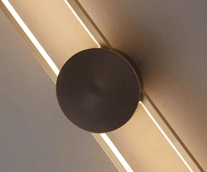 Vindrax Une | Linear Wall Light - Home Cartel ®