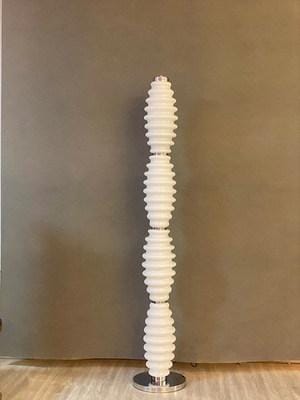 Lirathwen | Floor Lamp - Detail View #2 | HomeCartel