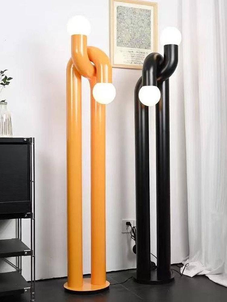 Nyravyn Une I Floor Lamp - Detail View #3 | HomeCartel