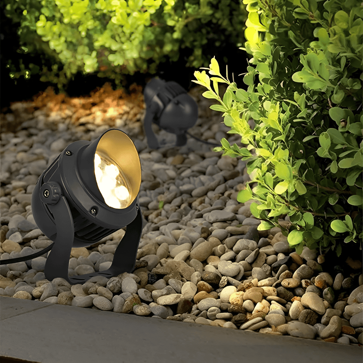 Randi | Outdoor Garden Light - Detail View #3 | HomeCartel