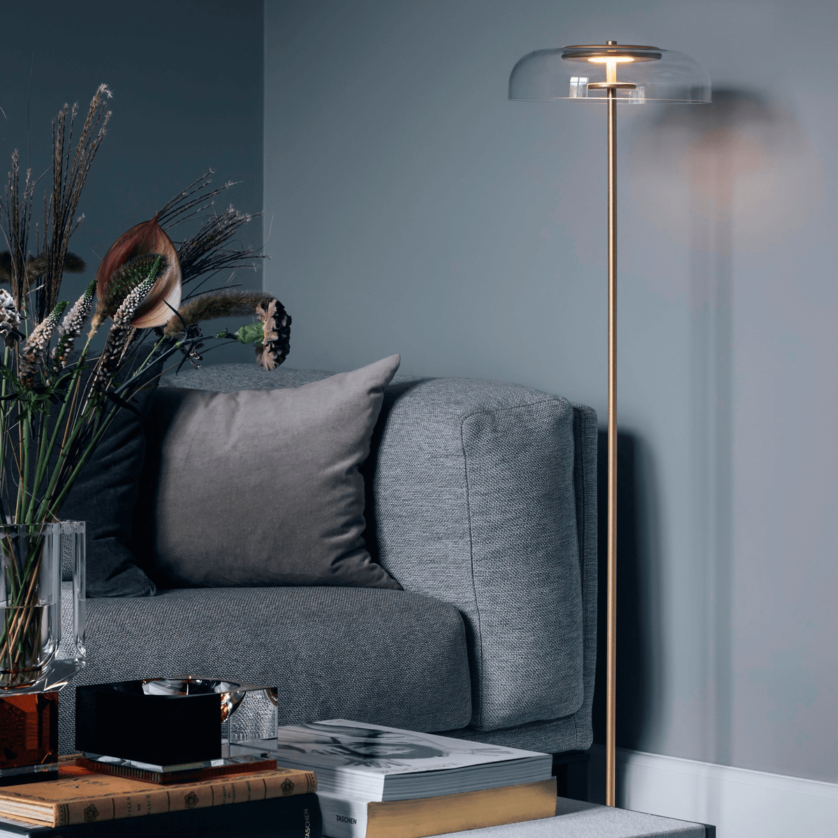 Alira | Modern LED Floor Lamp - Home Cartel ®