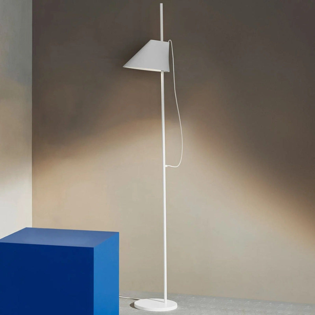 Chazrik Trois | Floor Lamp - Home Cartel ®