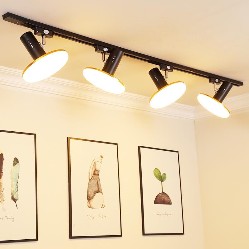 Ylvynae Une | Track Light - Detail View #3 | HomeCartel