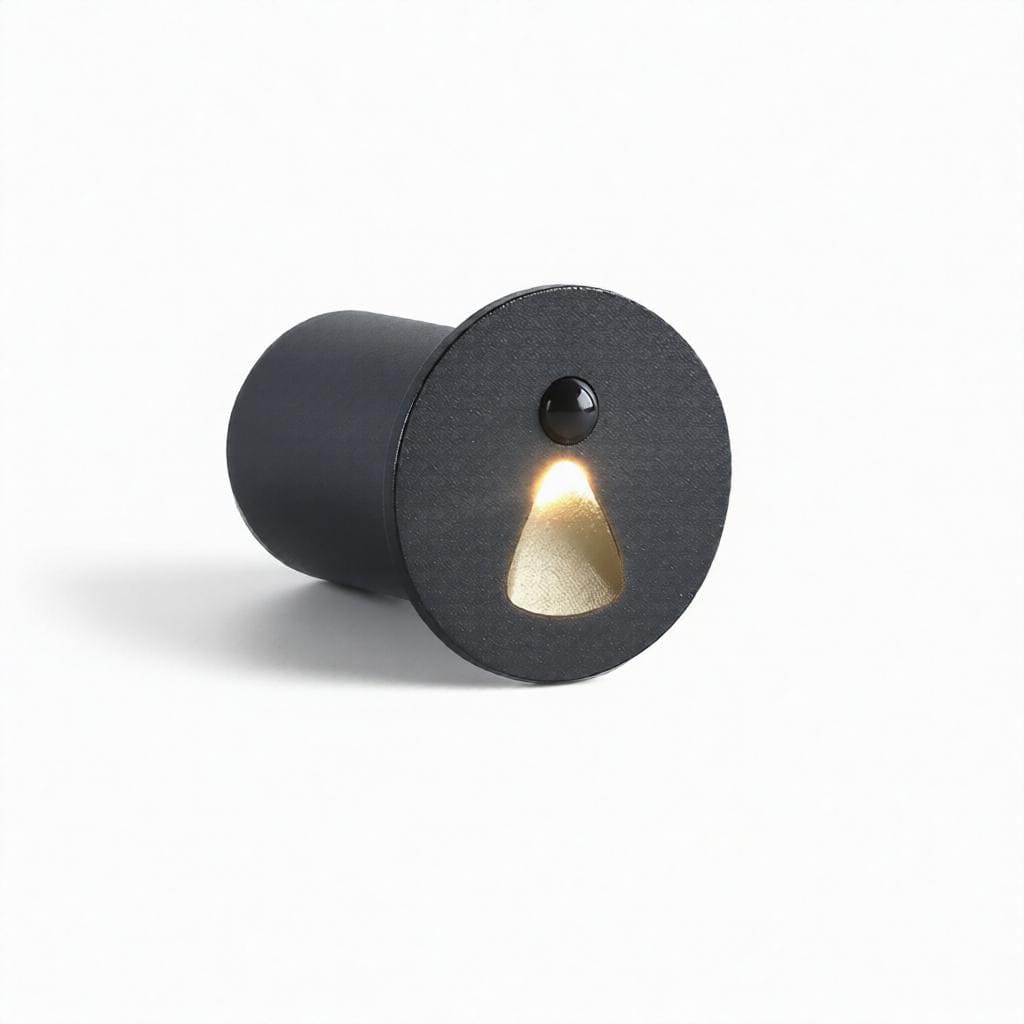 Faelthoryn | Indoor Step Light - Detail View #9 | HomeCartel