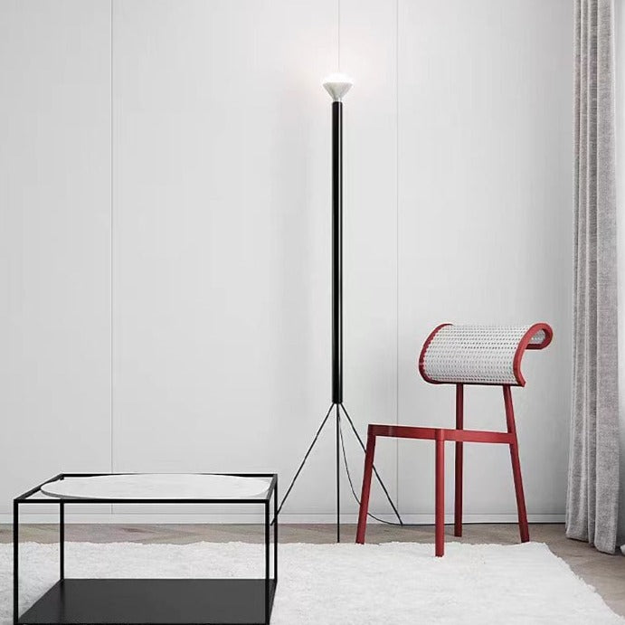 Apate | Modern LED Floor Lamp - Detail View #6 | HomeCartel