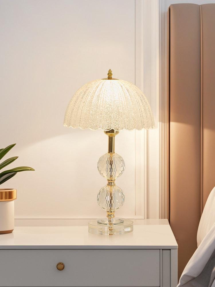 Velissan Deux I Crystal Table Lamp - Detail View #2 | HomeCartel