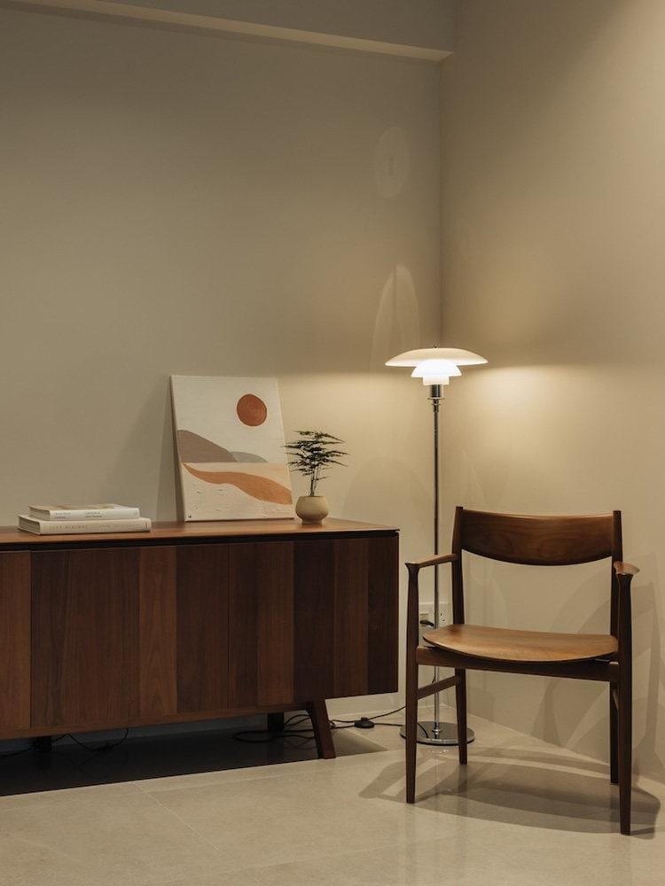 Selvenir I Floor Lamp - Detail View #4 | HomeCartel