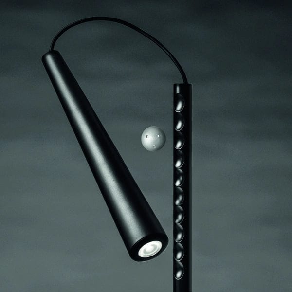 Aqia | Modern LED Floor Lamp - Detail View #5 | HomeCartel