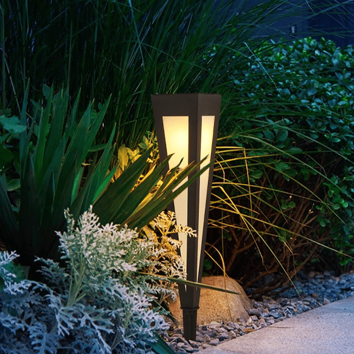 Kaylie | Outdoor Pathway Light - Detail View #4 | HomeCartel