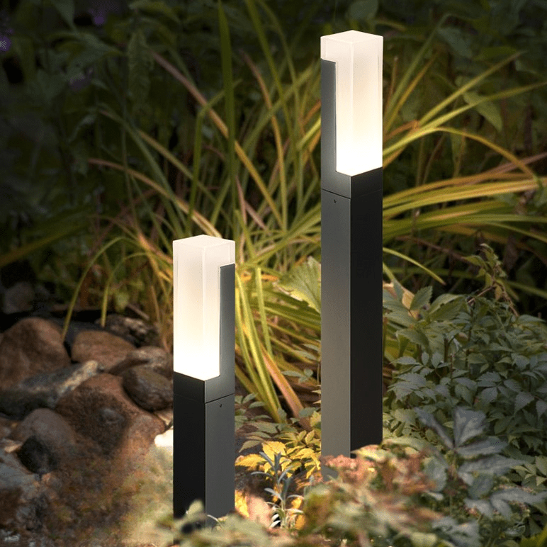 Yasmine | Outdoor Pathway Light - Detail View #5 | HomeCartel