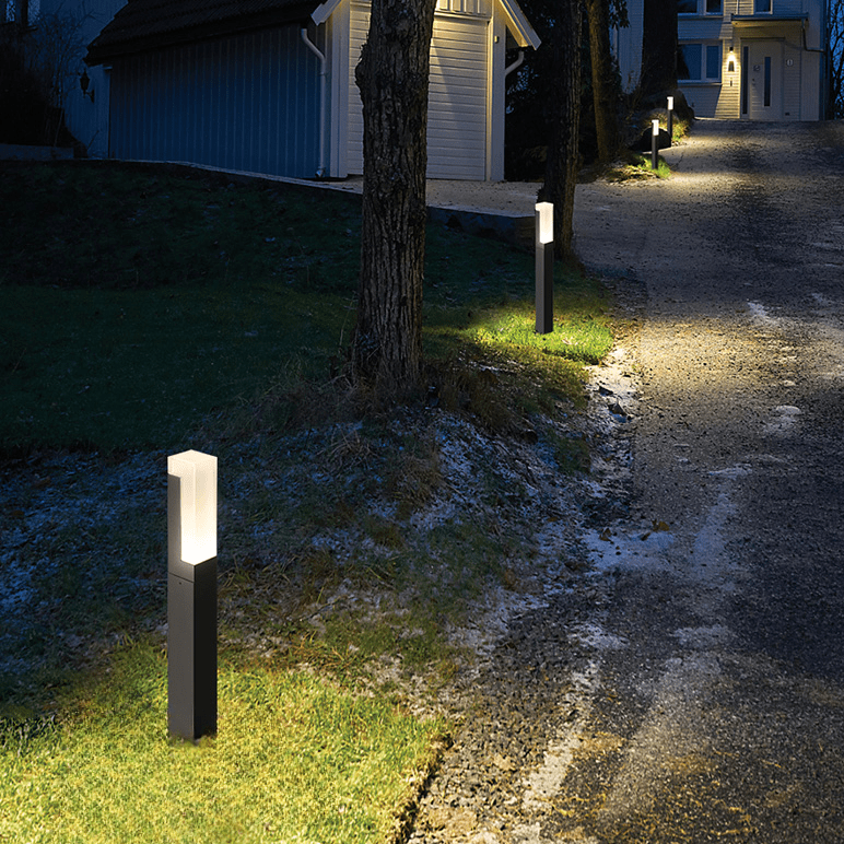 Yasmine | Outdoor Pathway Light - Detail View #4 | HomeCartel