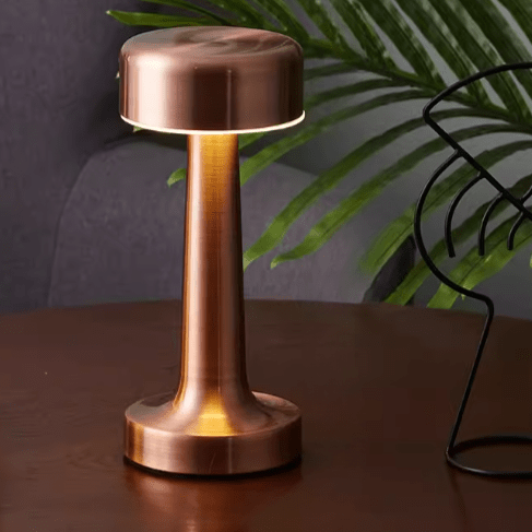 Ilte | Rechargeable Table Lamp - Detail View #2 | HomeCartel