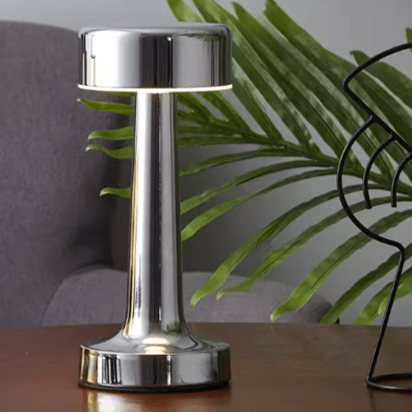 Ilte | Rechargeable Table Lamp - Detail View #3 | HomeCartel