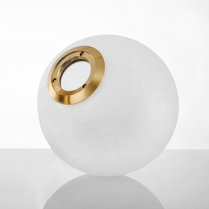 Elthine | Modern Table Lamp with Brass Base - Home Cartel ®