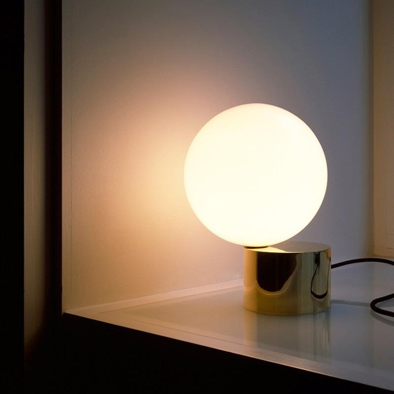 Elthine | Modern Table Lamp with Brass Base - Home Cartel ®