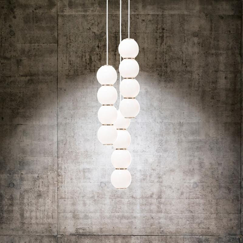 Iris Trois B | Glass Sphere with Gold Details Clustered Pendant Light
