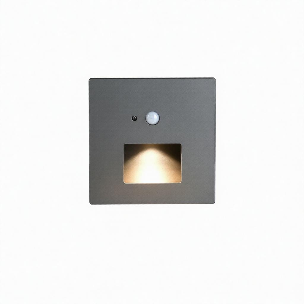 Garnysthae | Indoor Step Light