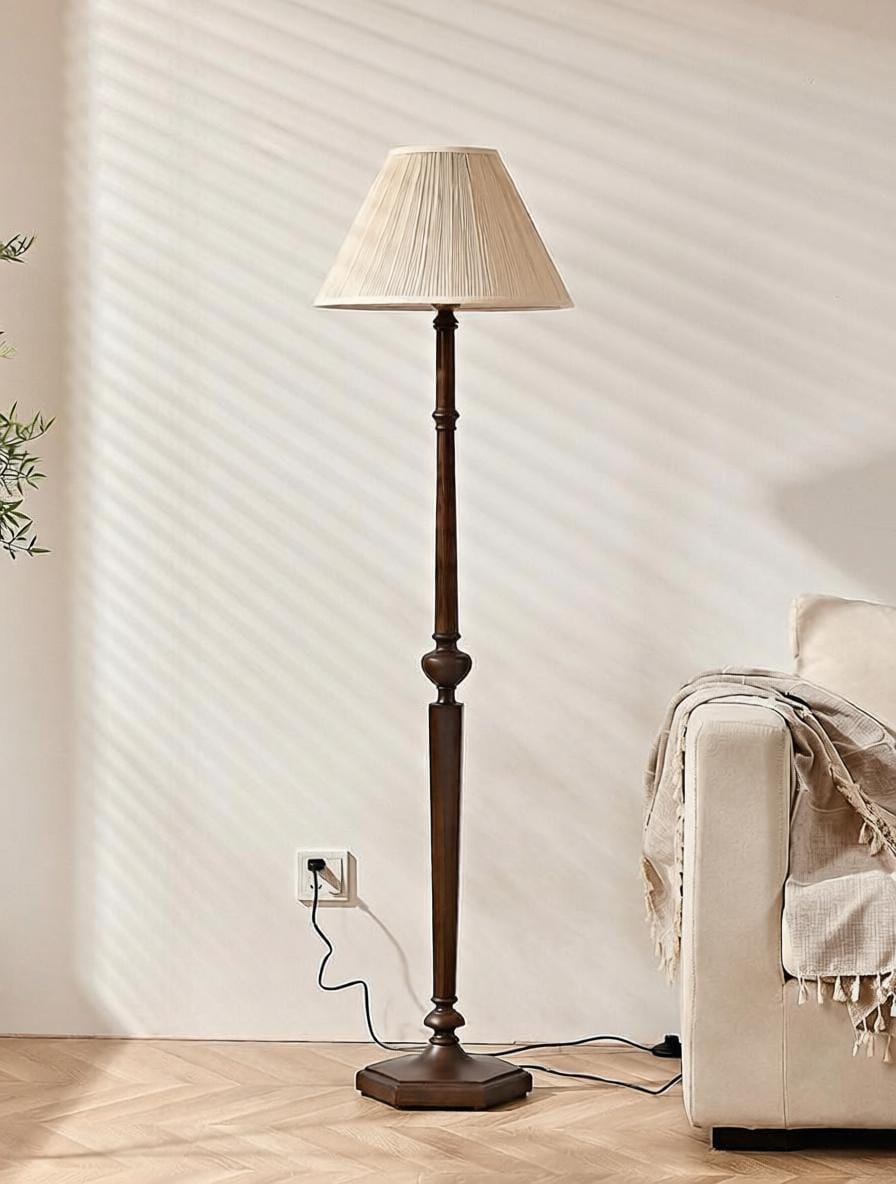 Orvyniel I Floor Lamp - Detail View #4 | HomeCartel