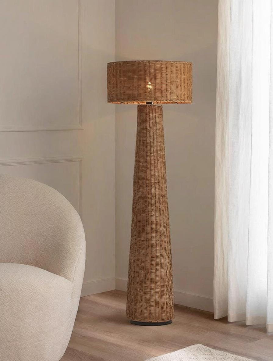 Dreneth Deux I Floor Lamp - Detail View #3 | HomeCartel
