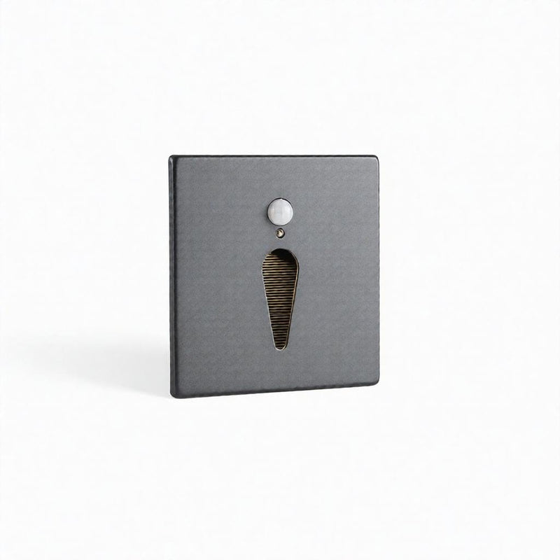 Harnavithrae | Indoor Step Light