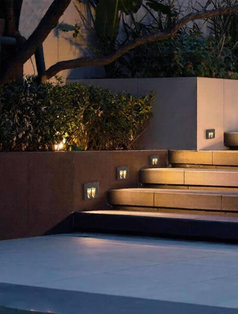 Calvanissea | Outdoor Step Light