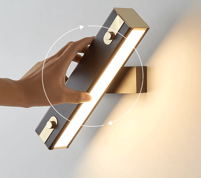 Aunthira | Linear Wall Light