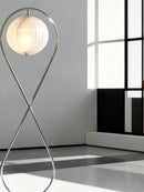 Tarynree I Floor Lamp