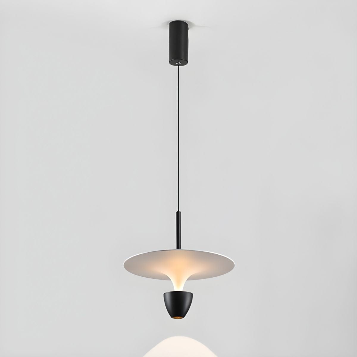 Gloriosa | Pendant Light - Detail View #10 | HomeCartel