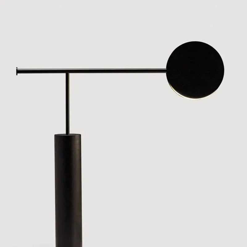 Ronic | Table Lamp