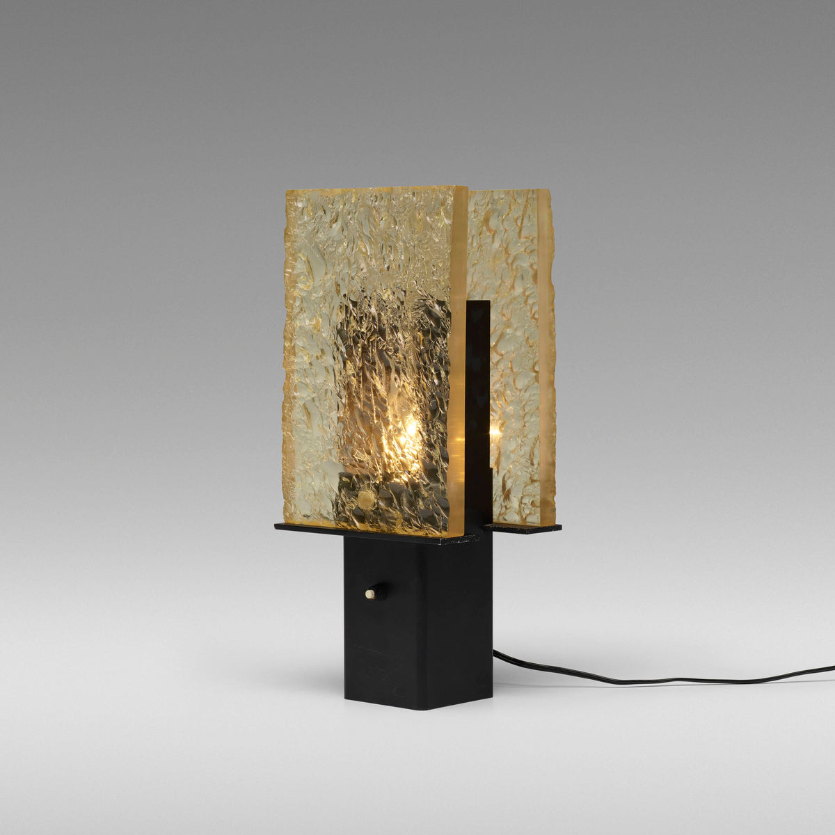 Peron | Table Lamp - Detail View #2 | HomeCartel