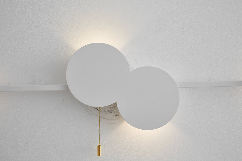 Veronik W | Linear Wall Light