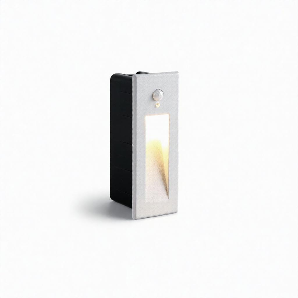 Calvorynthae | Outdoor Step Light