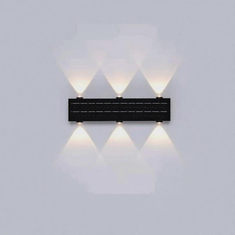 Ulvendrae | Outdoor Wall Light