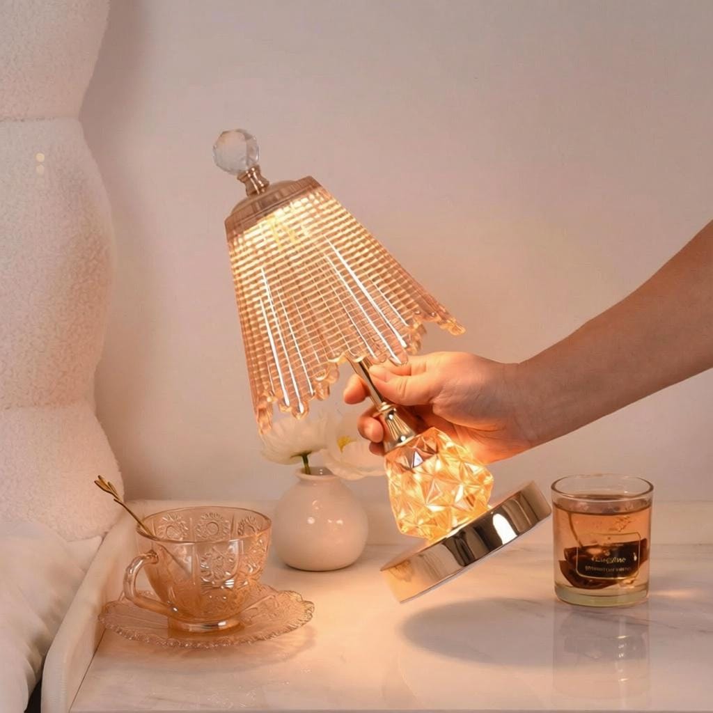 Aerlineth | Crystal Table Lamp - Detail View #3 | HomeCartel