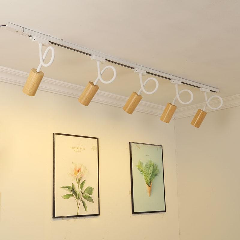 Yllenoril Une | Track Light - Detail View #5 | HomeCartel