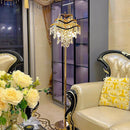 Melanira Une | Floor Lamp