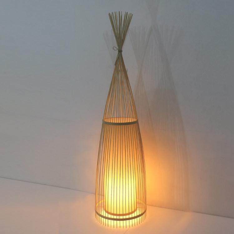 Calthiara | Floor Lamp - Detail View #2 | HomeCartel