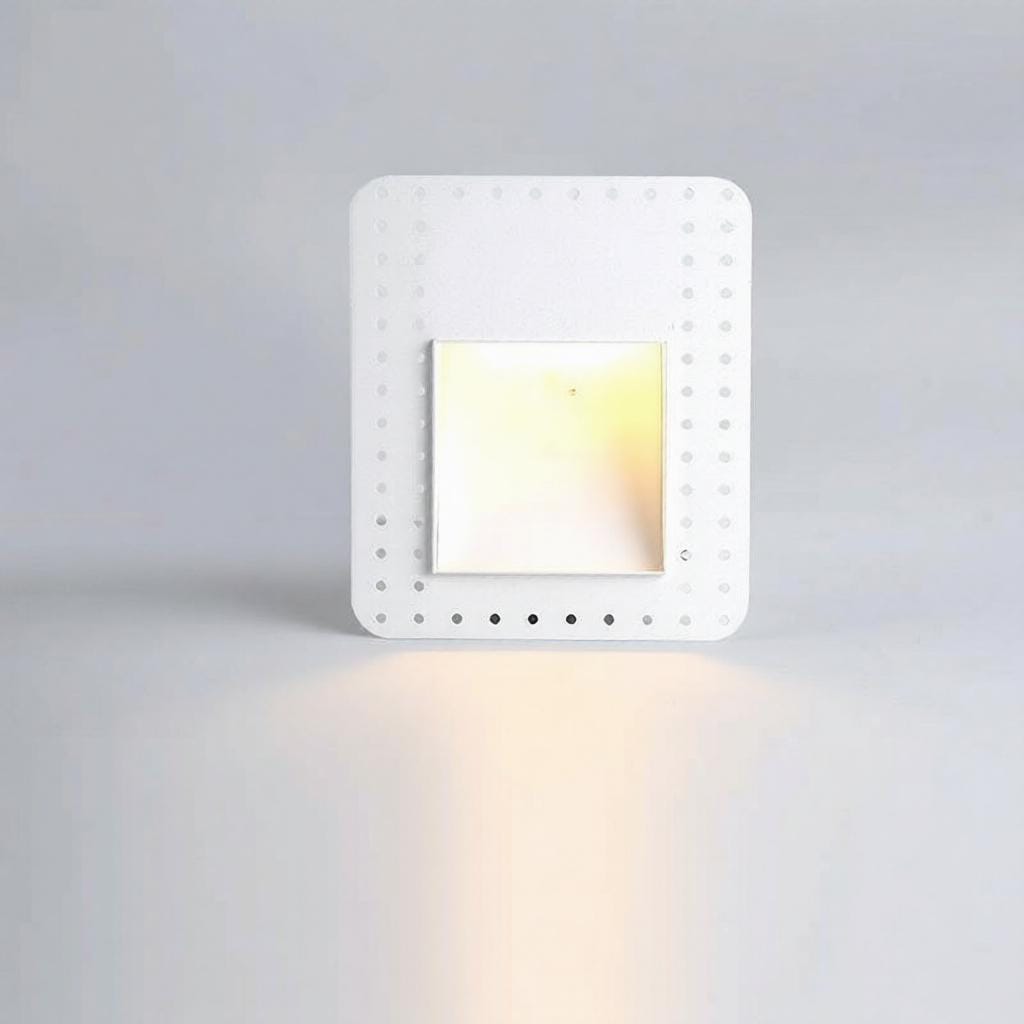 Elenthoryna | Indoor Step Light - Detail View #2 | HomeCartel