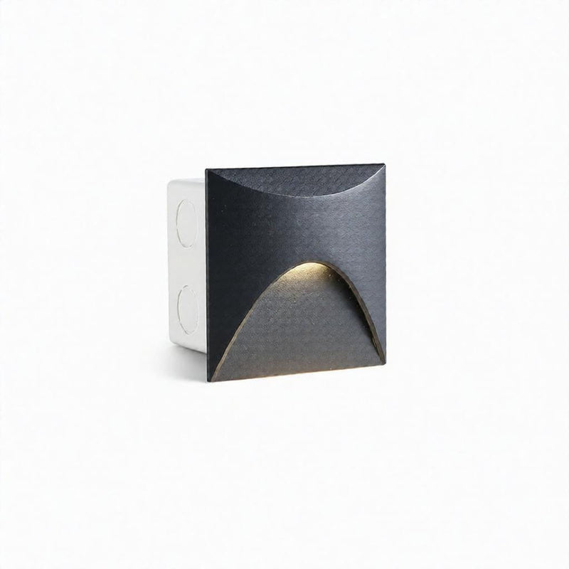 Celyndoril Une | Indoor Step Light