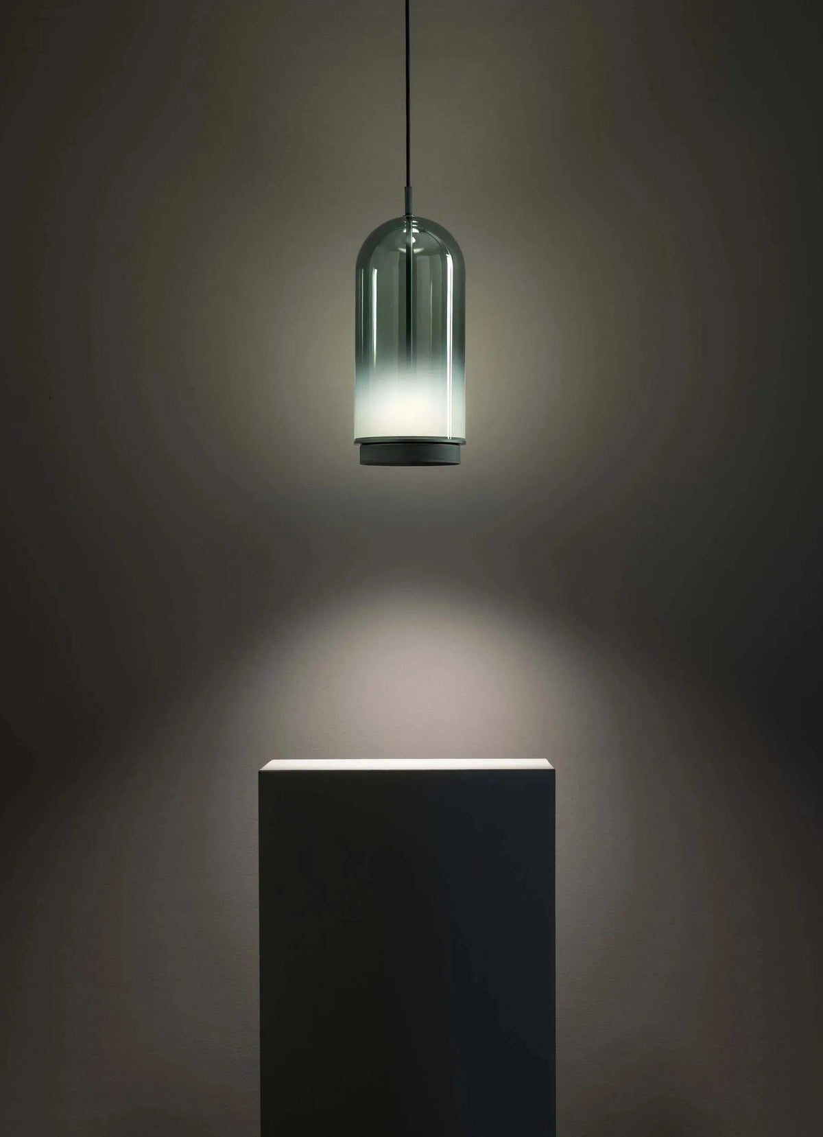 Zarenth Une | Pendant Light - Detail View #4 | HomeCartel