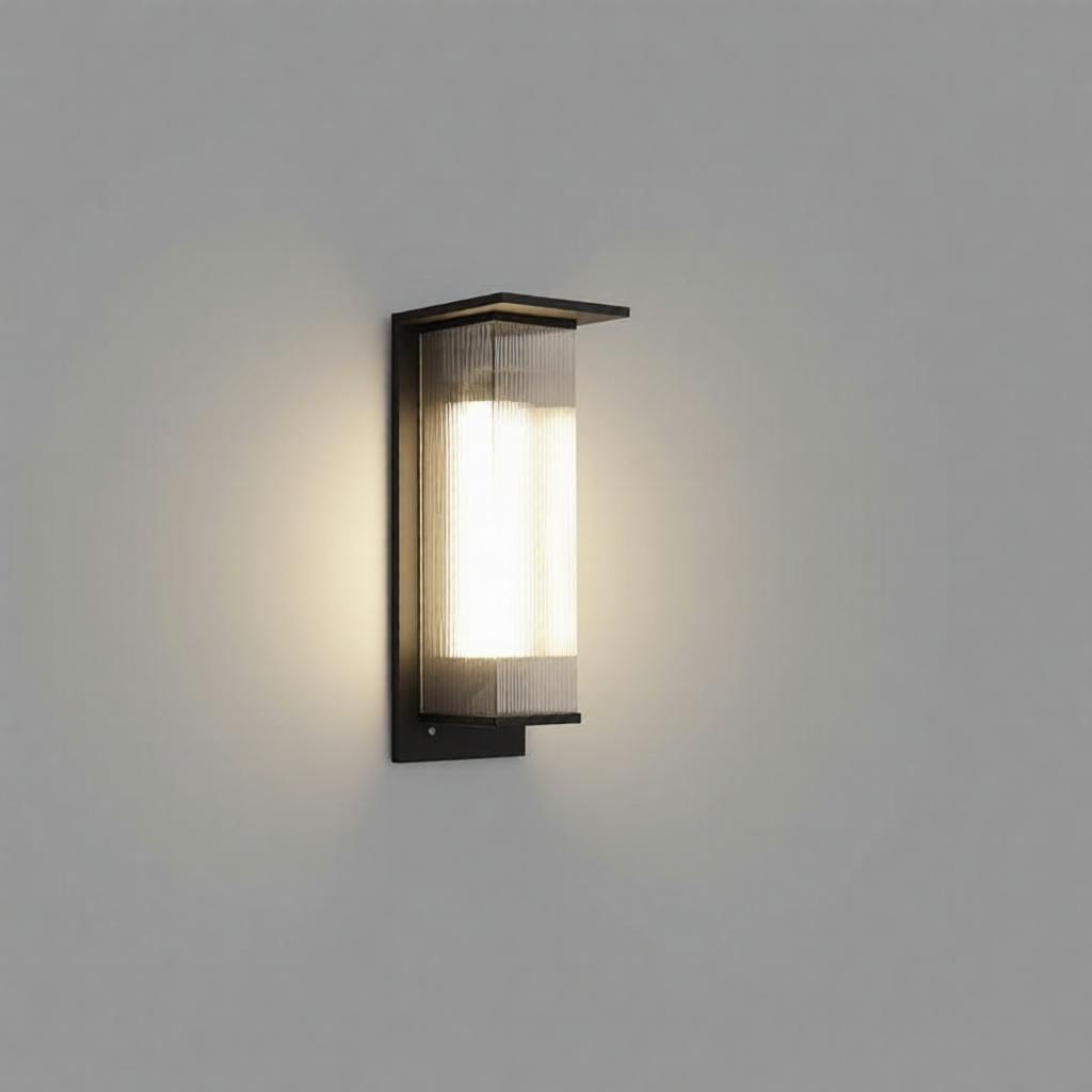 Wenvoriel Une | Outdoor Wall Light - Detail View #2 | HomeCartel