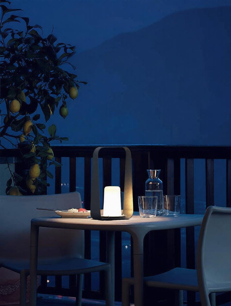 Caelthavyn | Outdoor Table Lamp