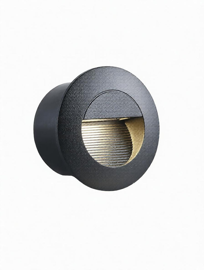 Drelvanirae | Indoor Step Light