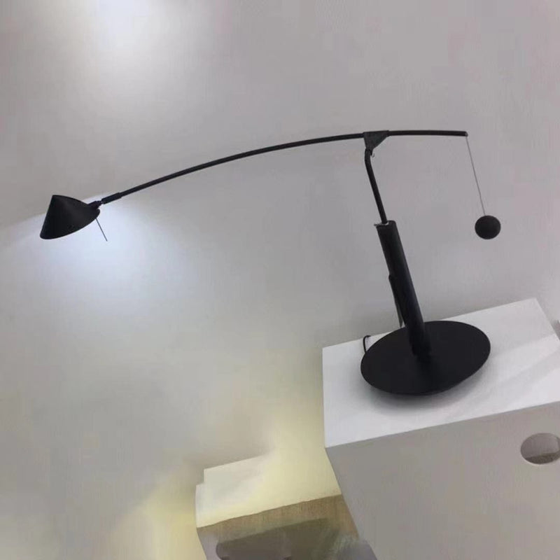 Valerio | Modern LED Table Lamp