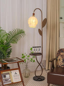 Aurenys | Integrated Shelf Floor Lamp