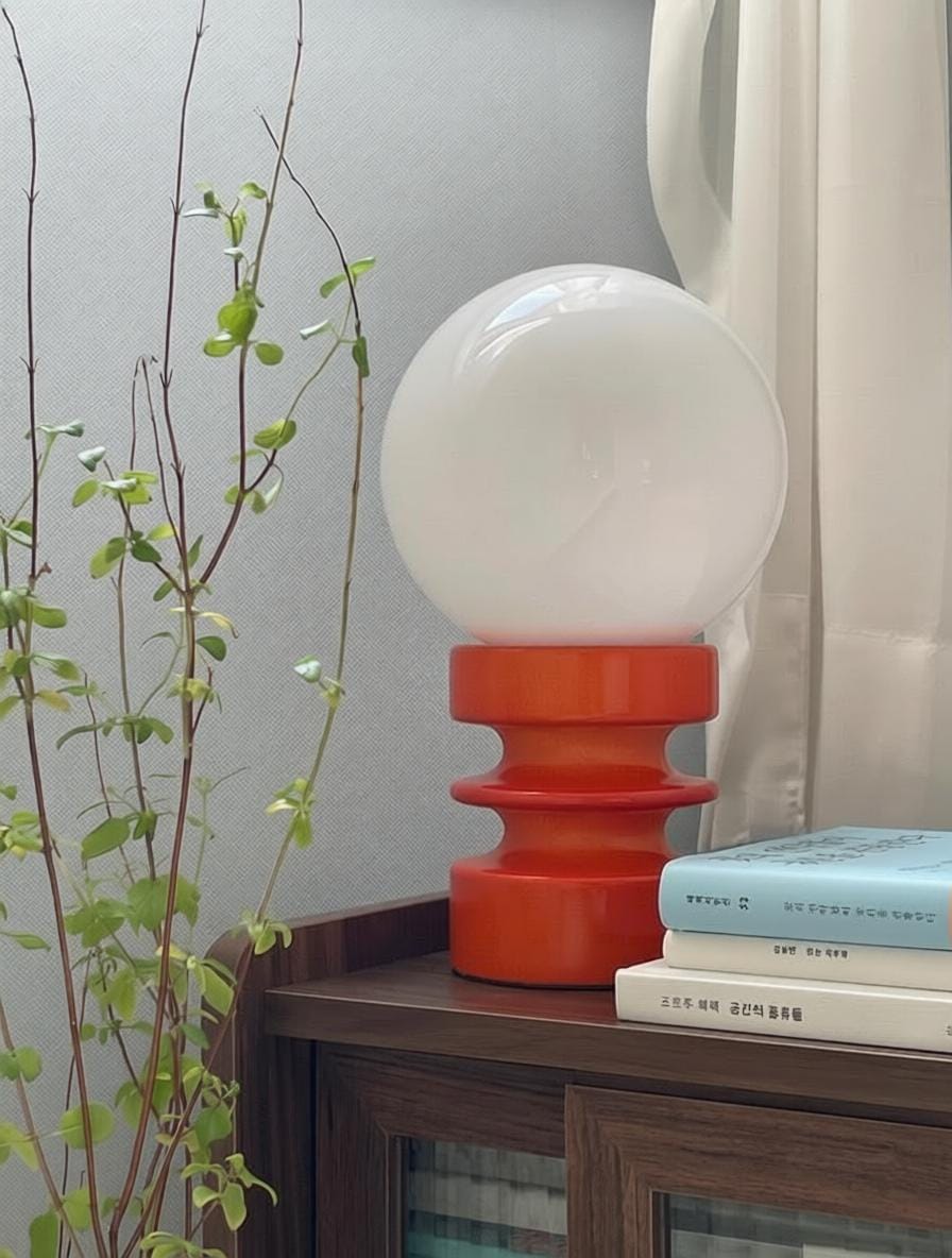 Lyrevia I Table Lamp - Detail View #3 | HomeCartel