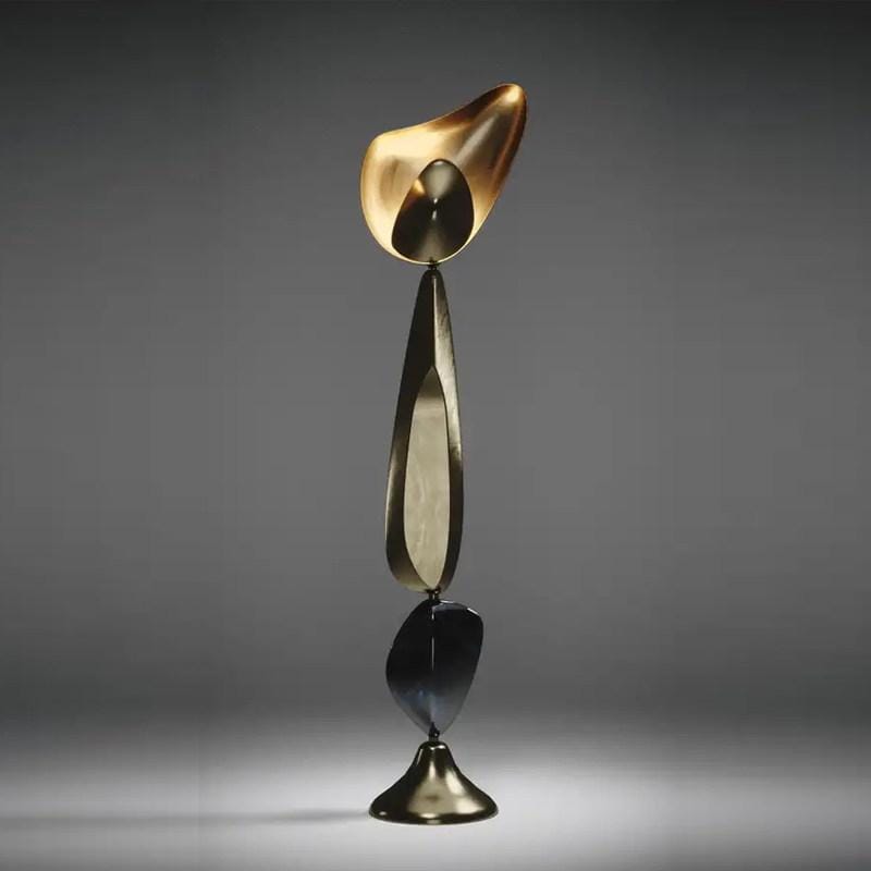 Ualwen | Floor Lamp - Detail View #3 | HomeCartel