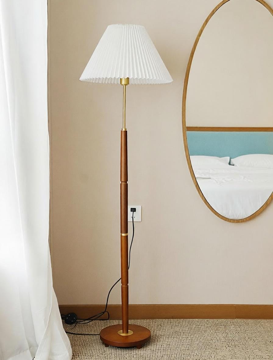 Aerinen I Floor Lamp - Detail View #2 | HomeCartel