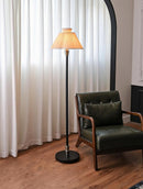 Veylirin I Floor Lamp
